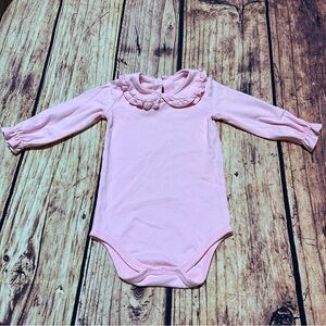 James & Lottie Girls Knit Peter Pan Ruffle Collar Onesie - Light Pink 24 months